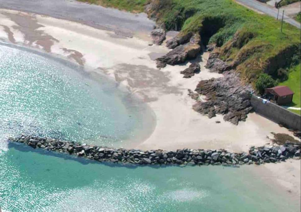 Cosy Portmor Log Cabin- Sea Views, Deck & Relaxation Malin Head Экстерьер фото